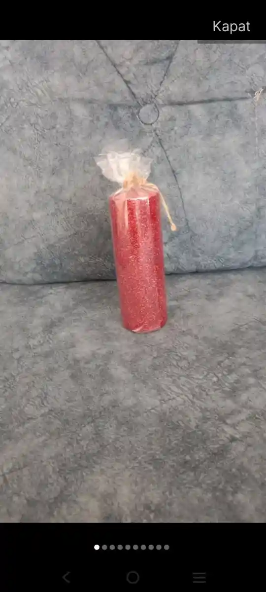 Kırmızı parlak mum