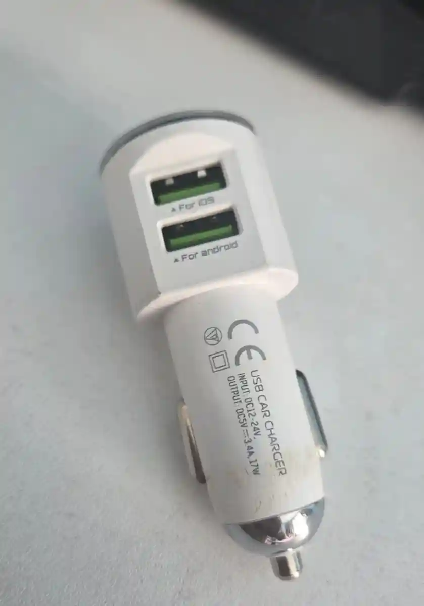 çift usb portlu araç şarj cihazı