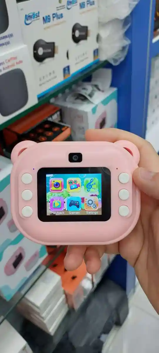 Pembe çocuk kamerası