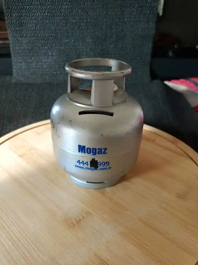 Mogaz tüp kumbara.90 lar. koleksi̇yonluk. ilan görseli