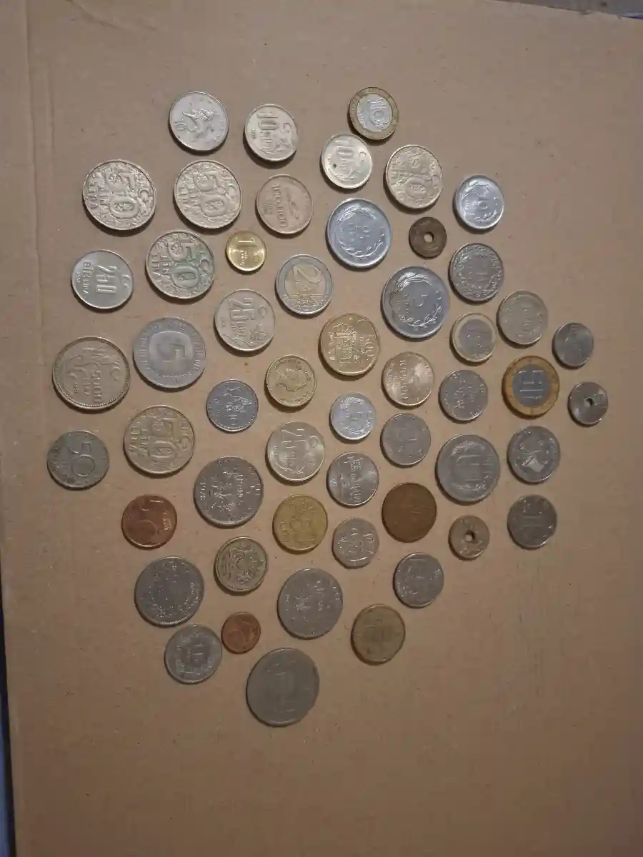 Farklı yıllara ait madeni paralar ilan görseli