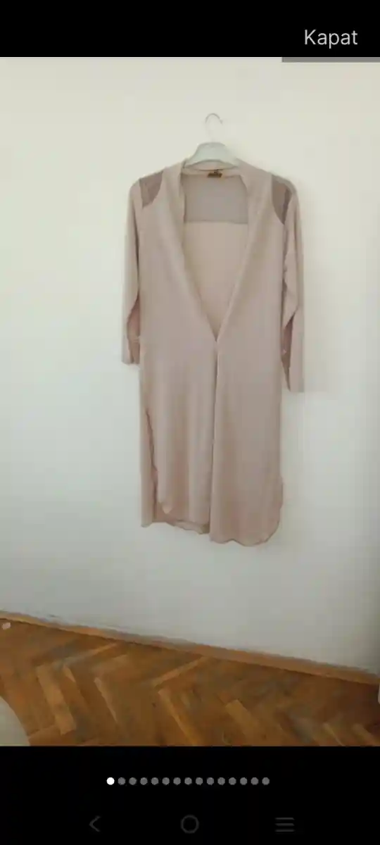 şık açık renkli kadın kimono