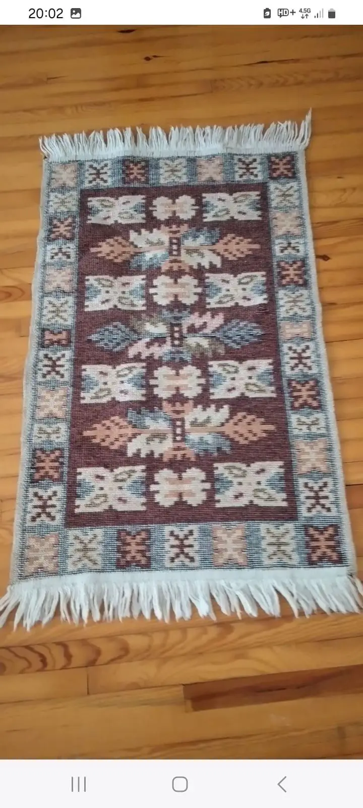 Desenli küçük boy kilim