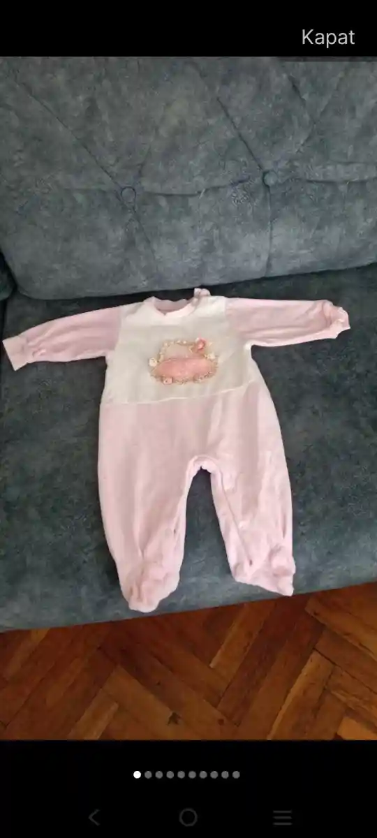 Pembe renkli bebek tulum