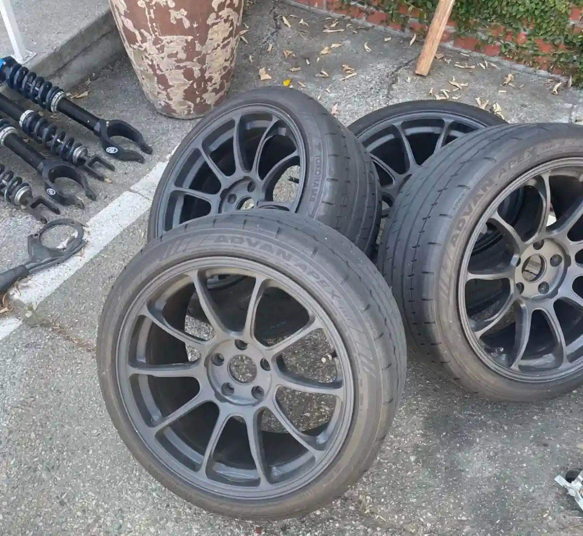 Siyah jant ve lastik seti