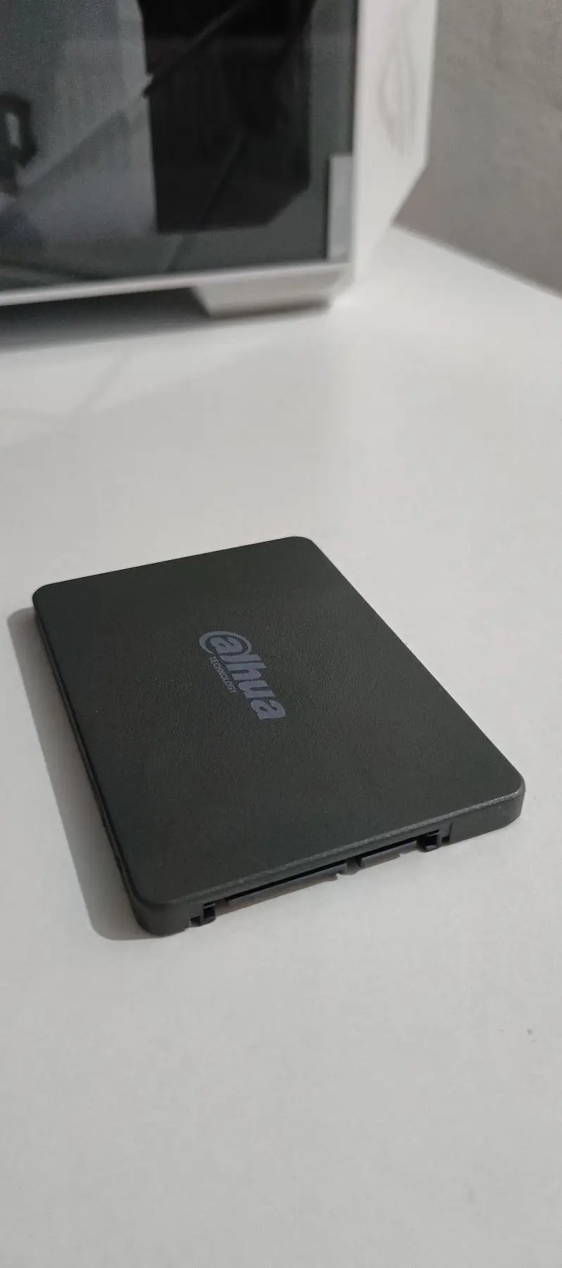 Dahua 240 gb 2.5 i̇nç bi̇lgi̇sayar ssd sağlik:100° performans:100°
