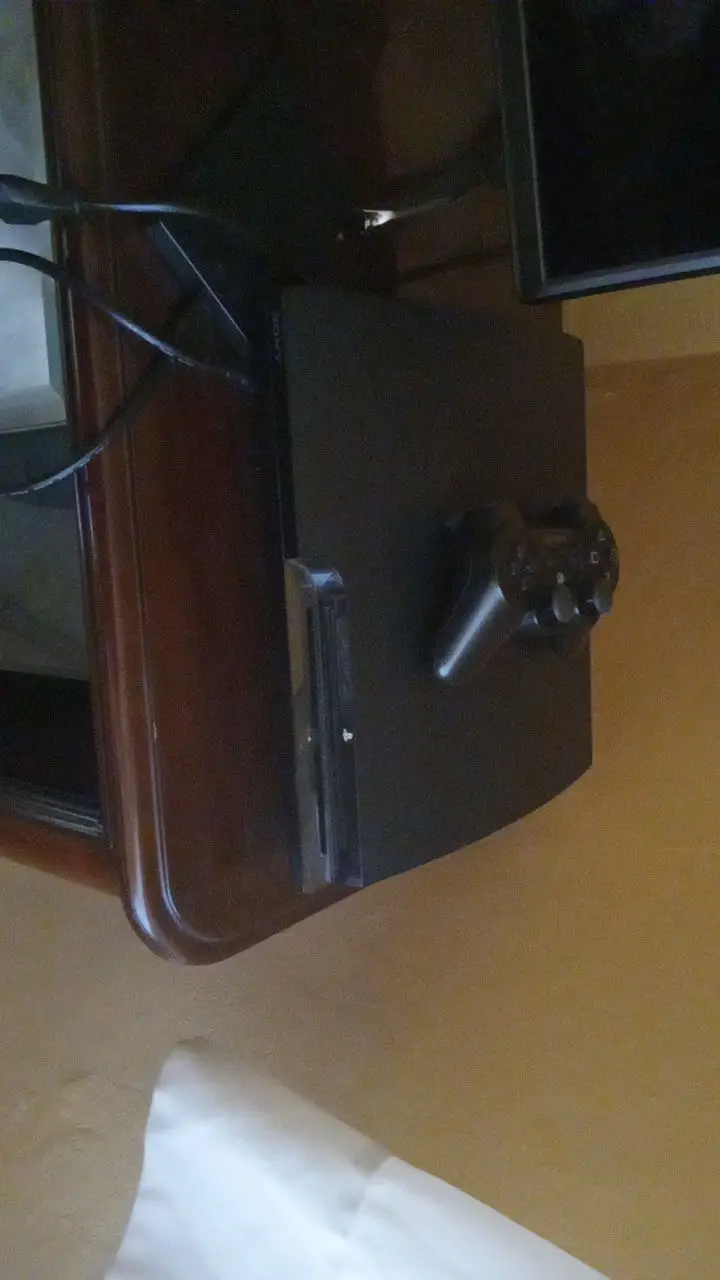 Playstation 3 oyun konsolu