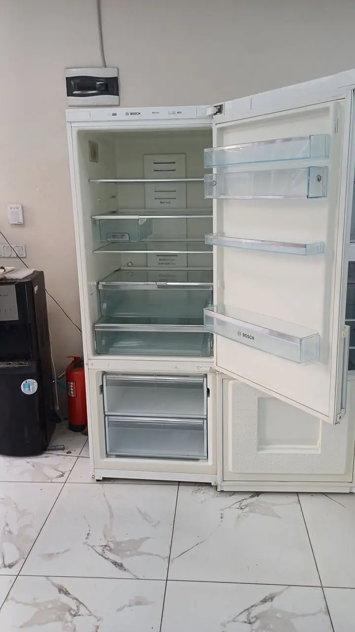 Beyaz buzdolabı