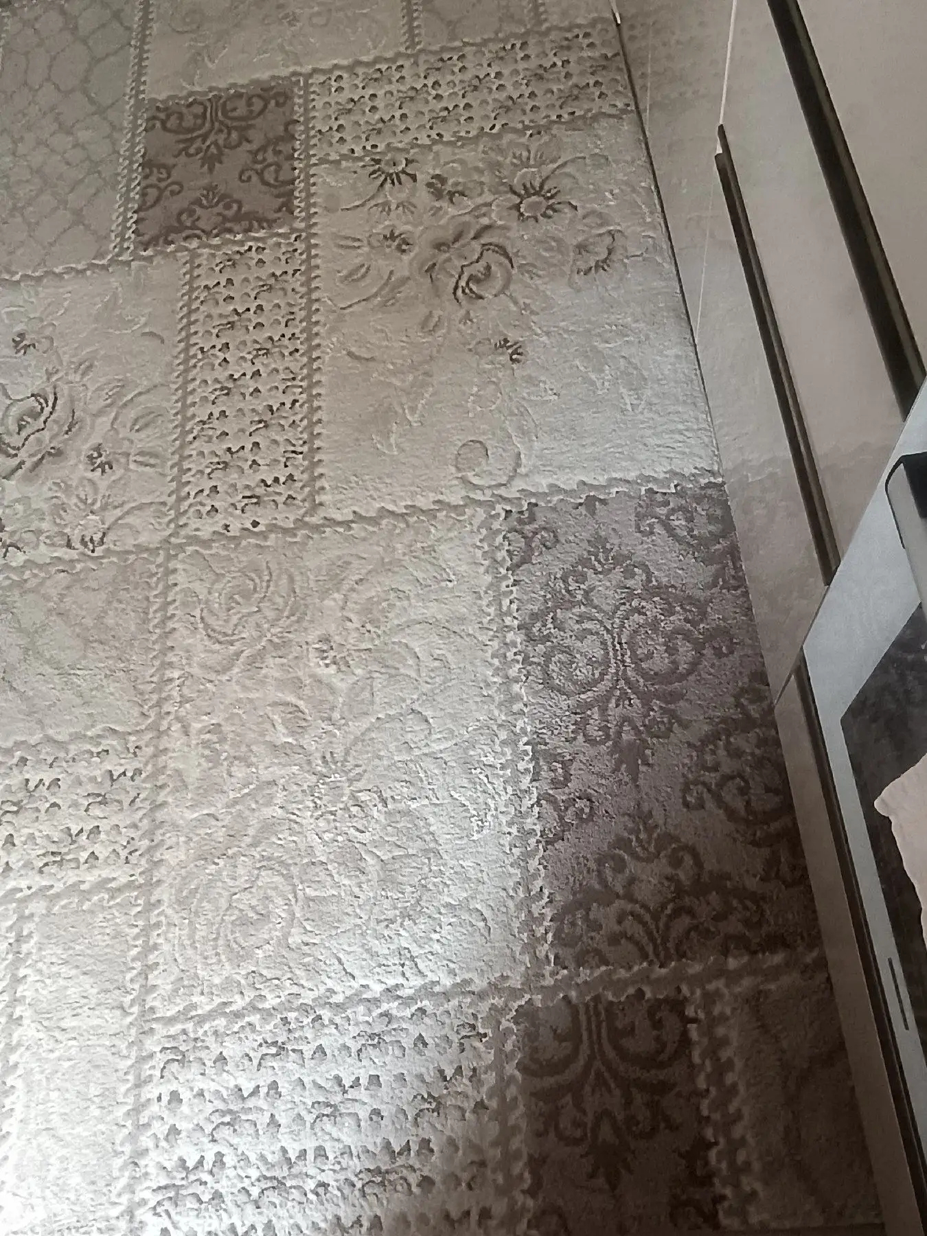 Dekoratif desenli halı