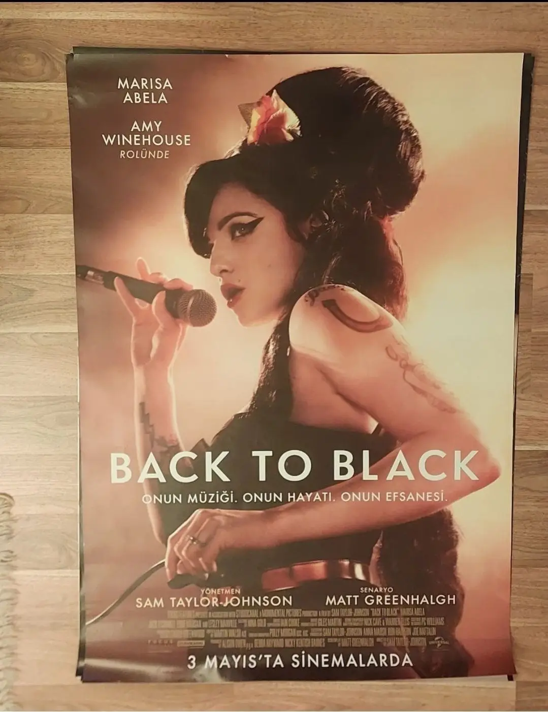 Back to black film afişi 70x100 orijinal rulo şeklinde yollanır