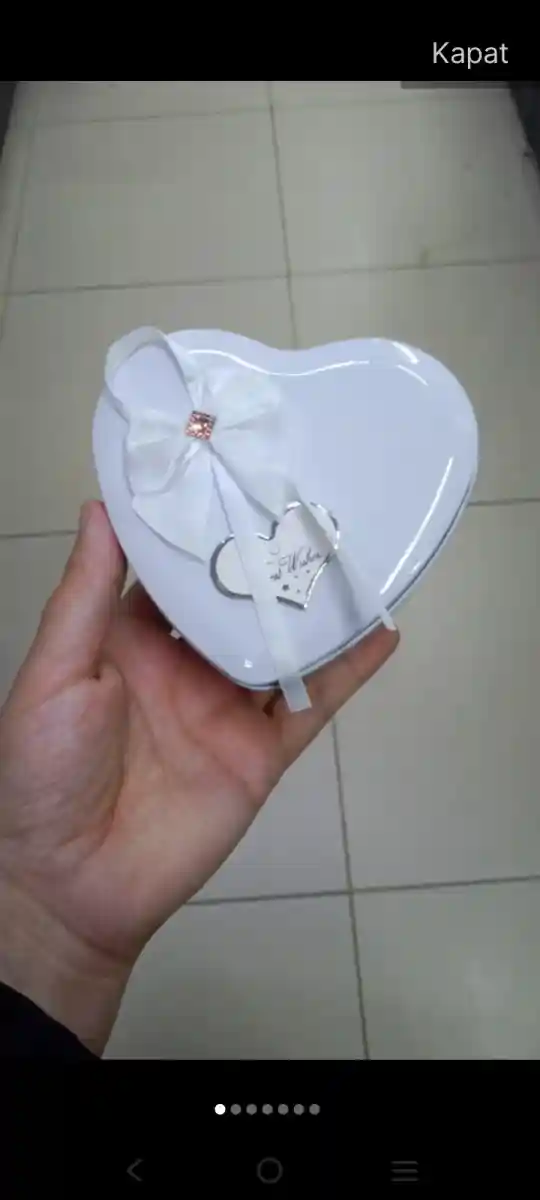 şık kalp hediye kutusu