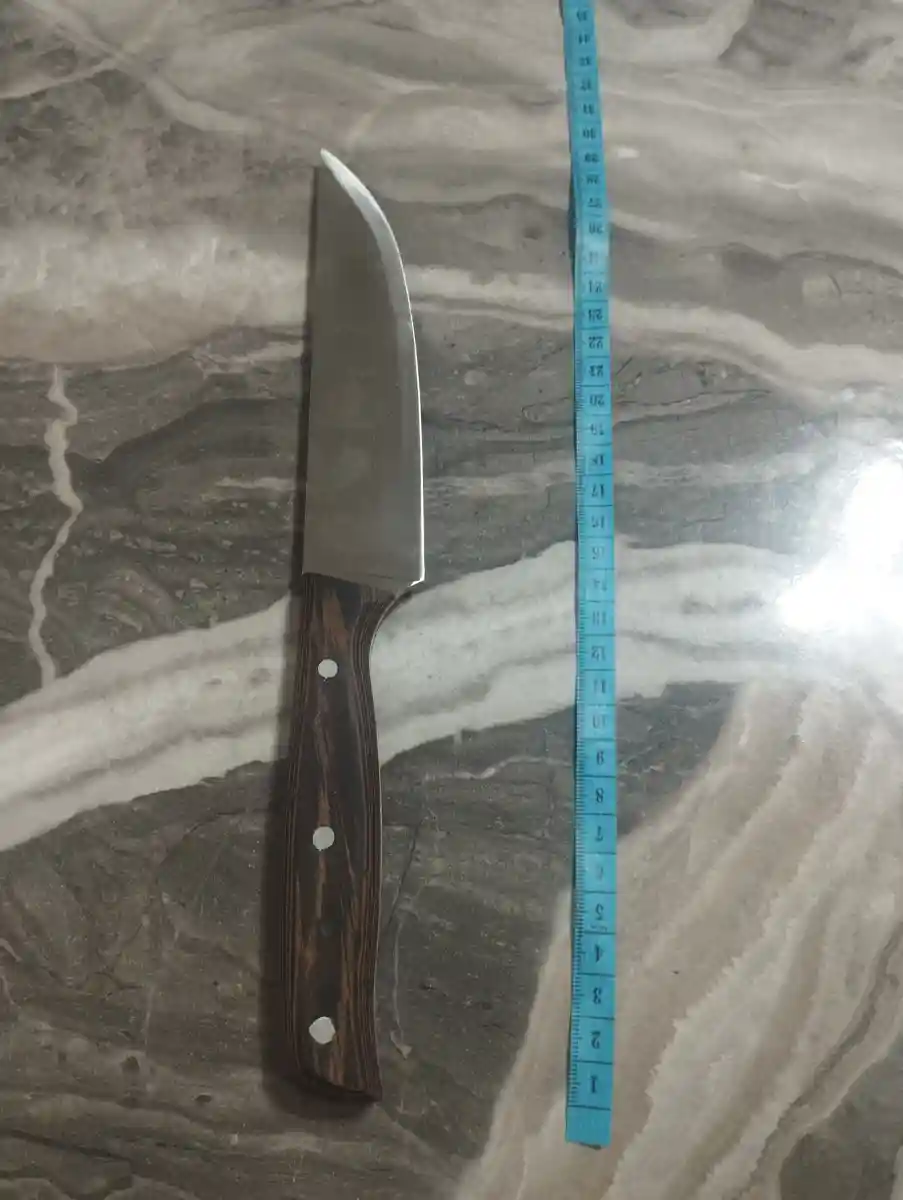 Ahşap saplı şef bıçağı