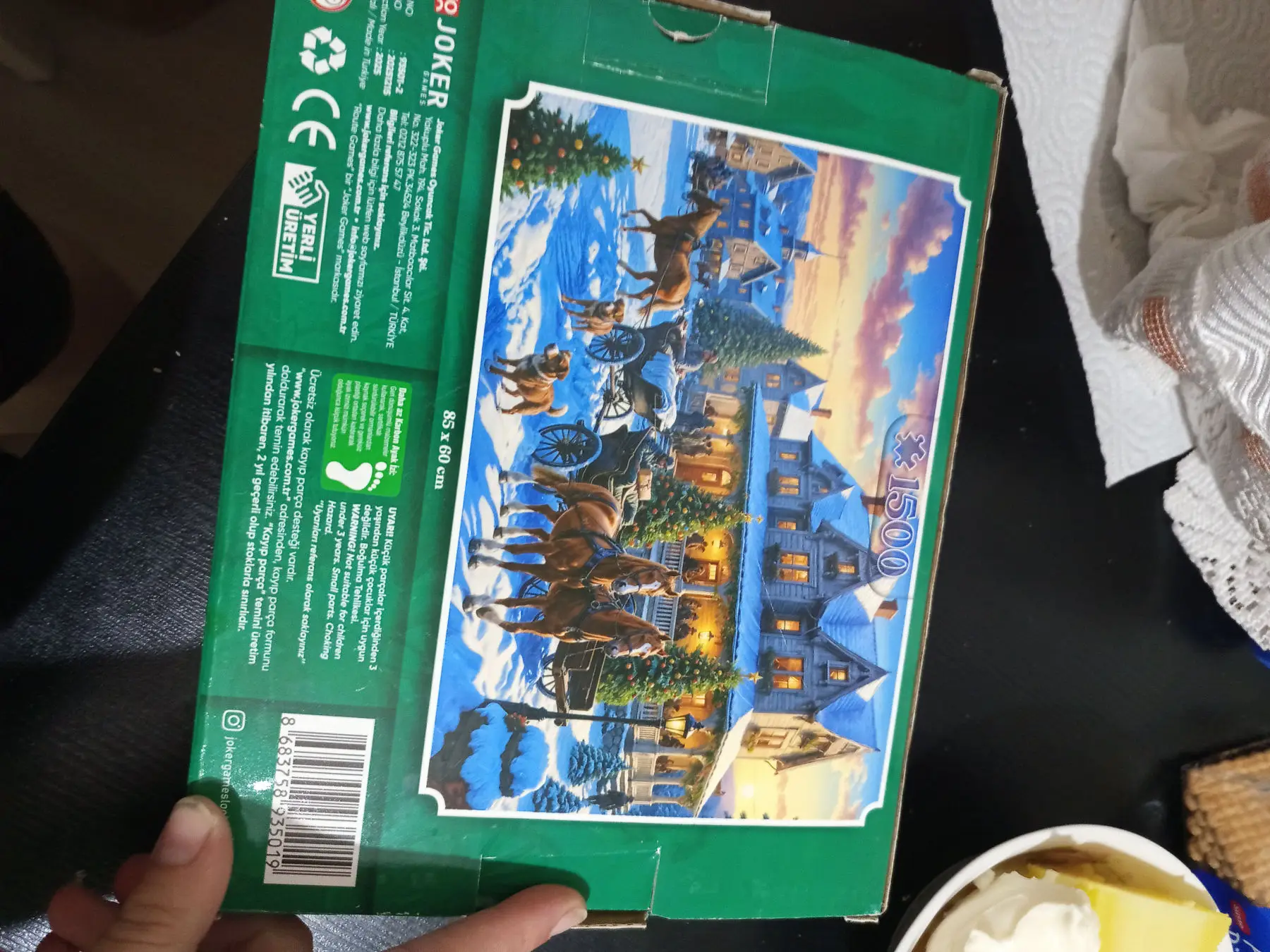 Kış manzaralı 1500 parça bulmaca ve diğeride 1000 parçalı puzzle "nakite ihtiyacim var satıyor"