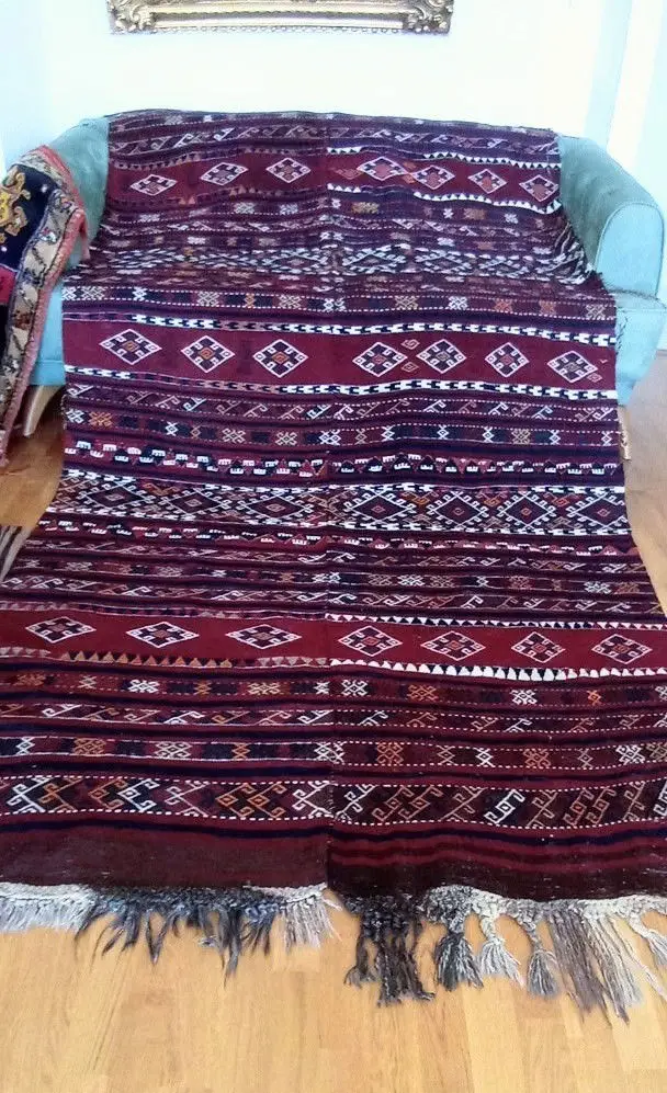 Renkli el dokuma kilim
