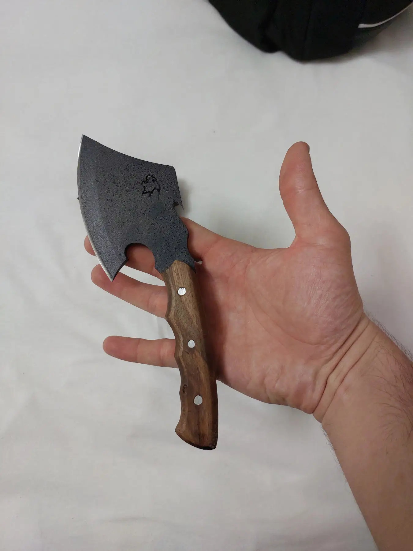 Mini kamp baltası çok keskin