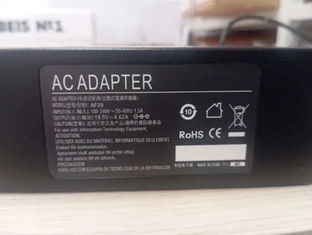 Hp taşınabilir bilgisayarları için genel besleyiciler, uyumlu bir tasarım ve işlevselliğe sahip