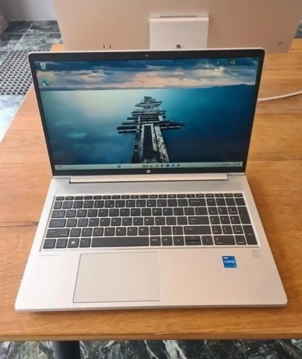 Hp taşınabilir bilgisayar - geniş ekran