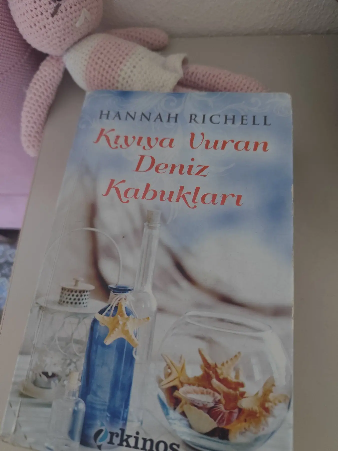Kıyıya vuran deniz kabukları