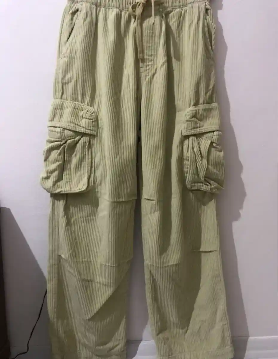 Kargo cepli yeşil pantolon