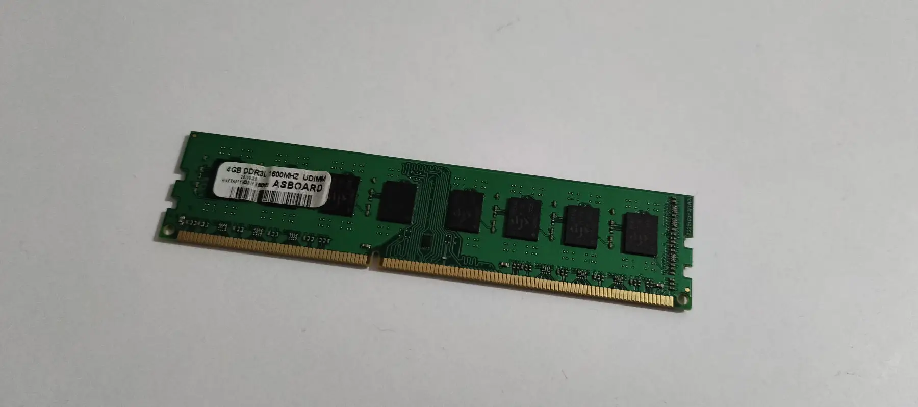 4gb ddr3l ram bellek (sorunsuz&temi̇z)