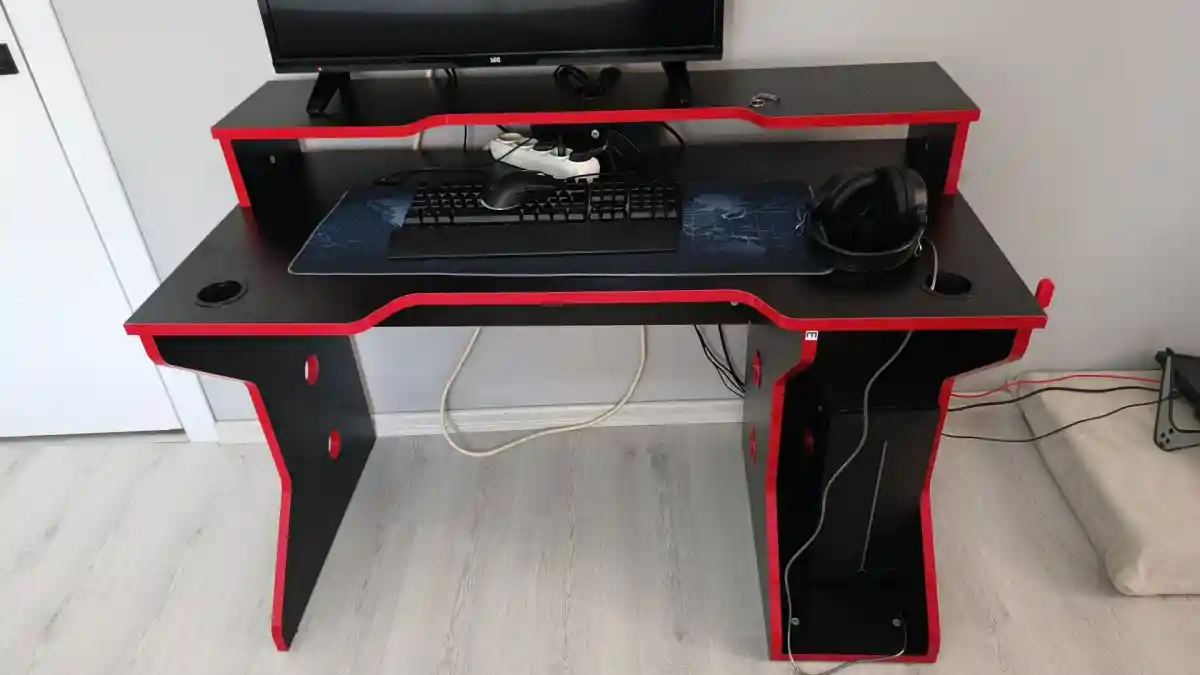 Atlantix gaming oyuncu masası siyah
