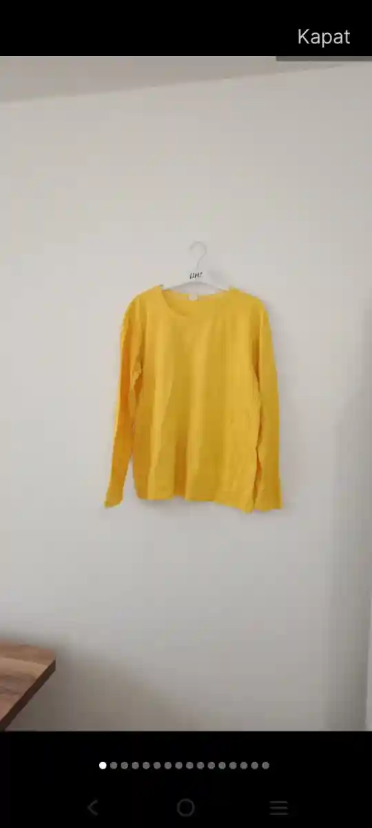 Sarı uzun kollu tişört