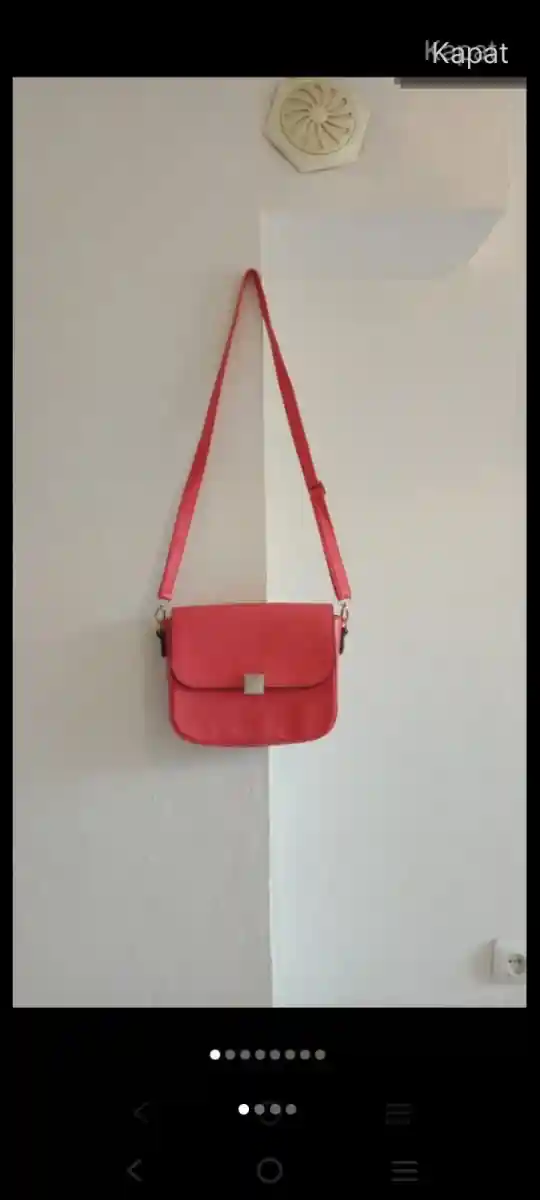 Pembe omuz çantası