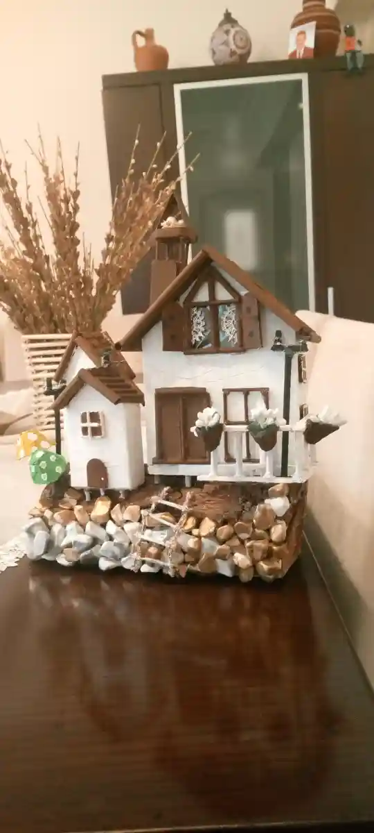 Ahşap mini ev dekorasyonu