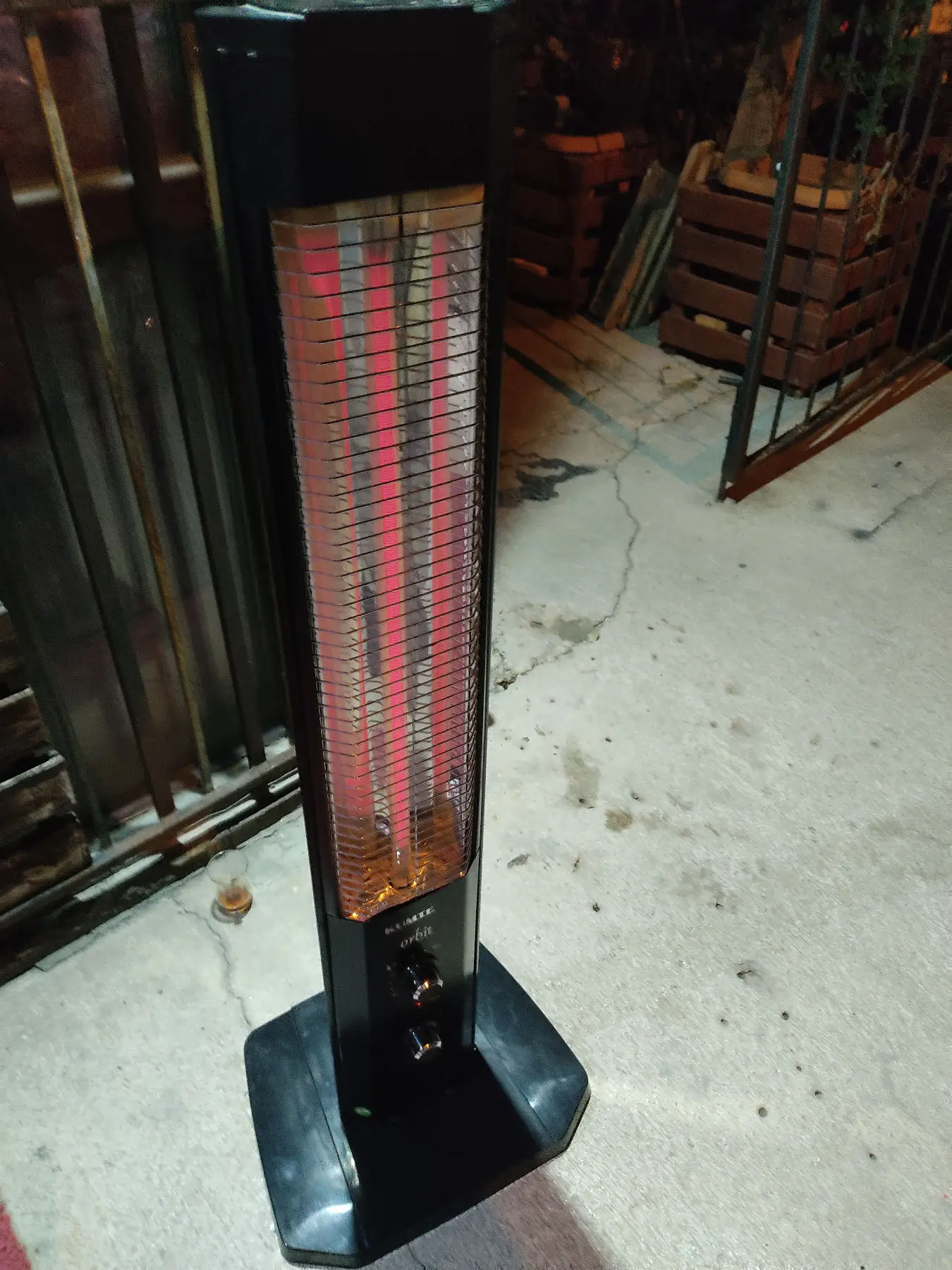 Dikey elektrikli isıtıci kumtel sifir ayarinda isitici çubuk sifirdir