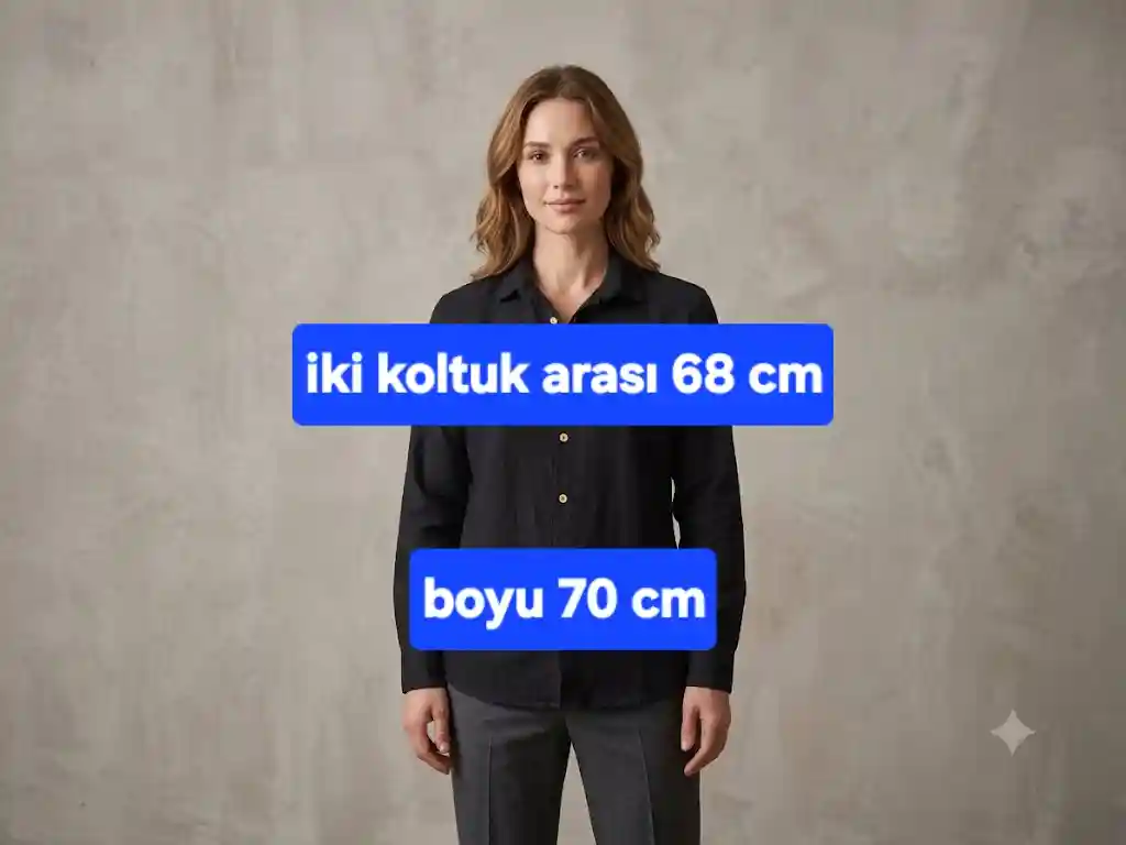 Kadın siyah gömlek