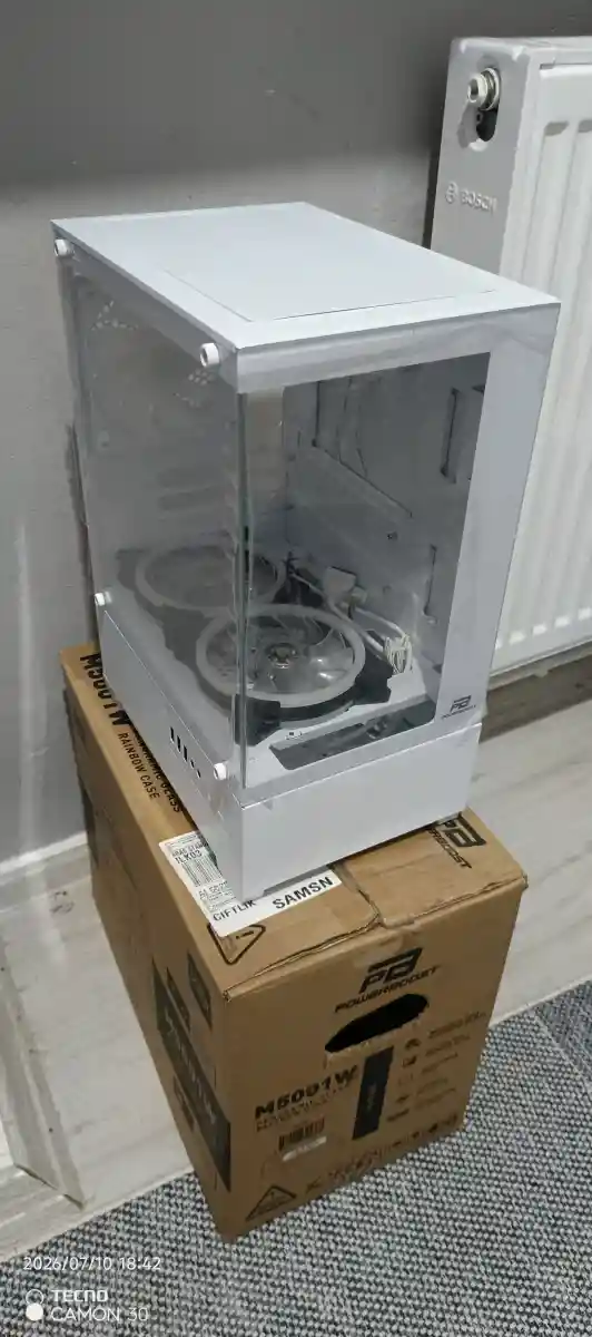 Powerboost full rgb akvaryum boş bilgisayar kasası