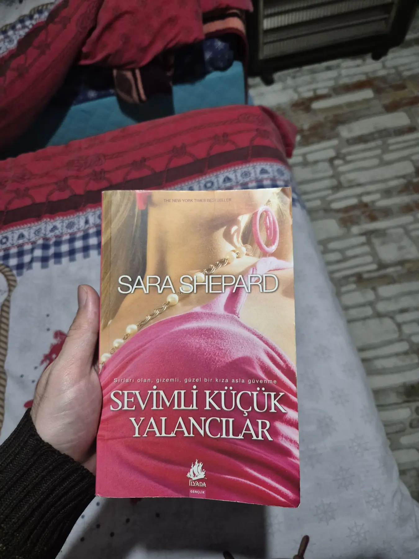 Sevimli küçük yalancılar - sara shepard