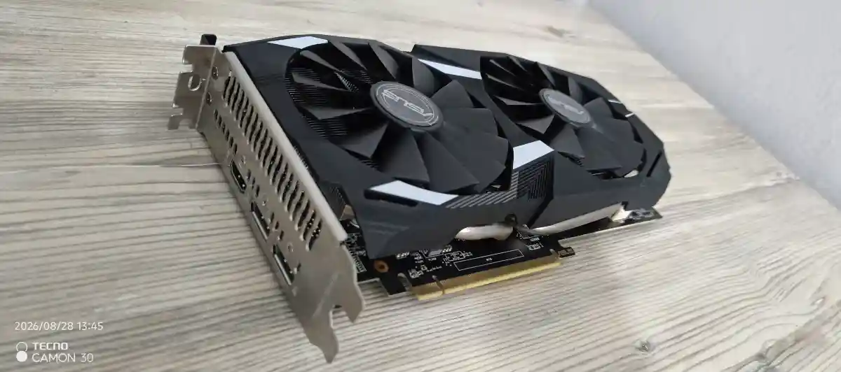 Asus rx560 dual 4 gb 128 bi̇t bi̇lgi̇sayar ekran karti (hatasiz&temi̇z)