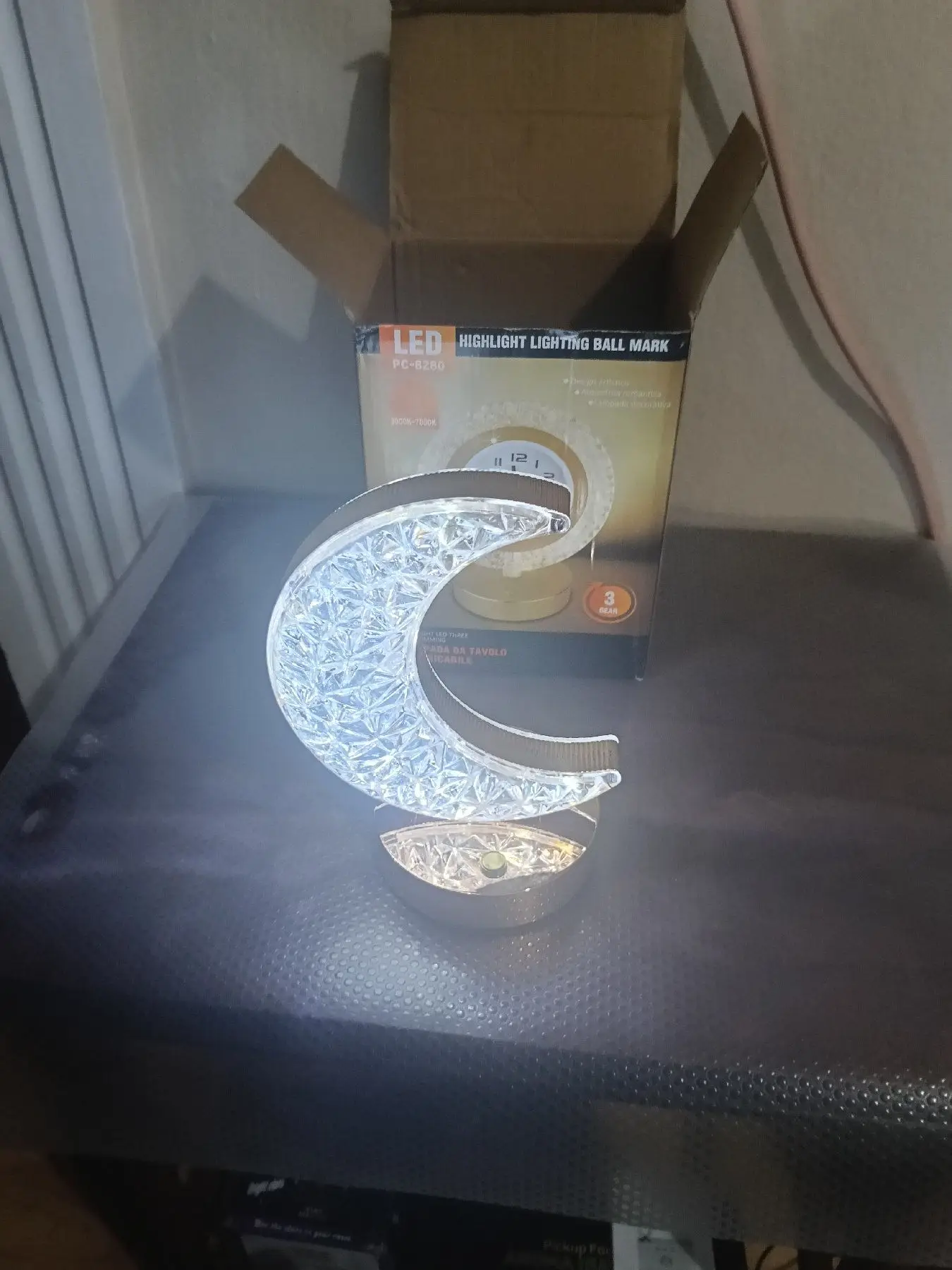 şık led masa lambası