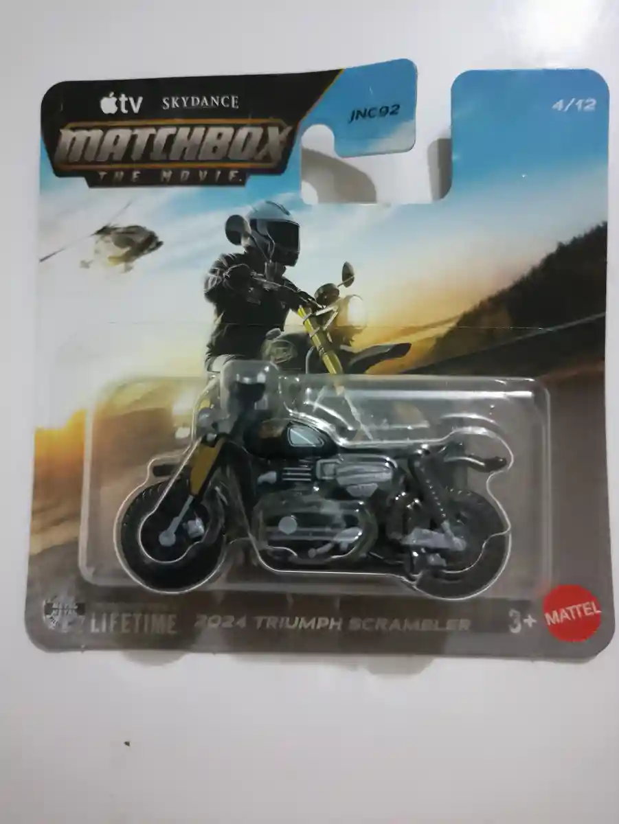 2024 triumph scrambler model araba