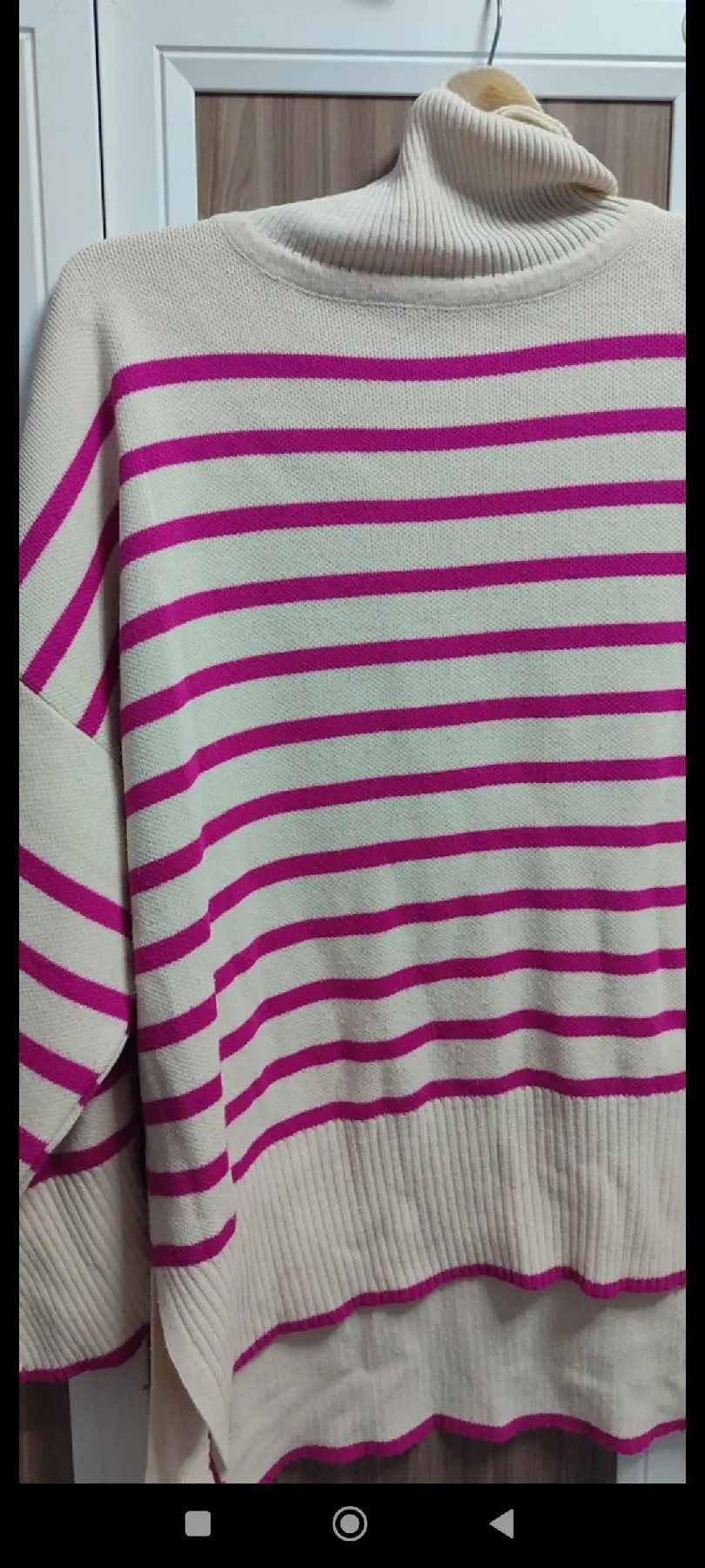 Pembe şeritli rahat kazak