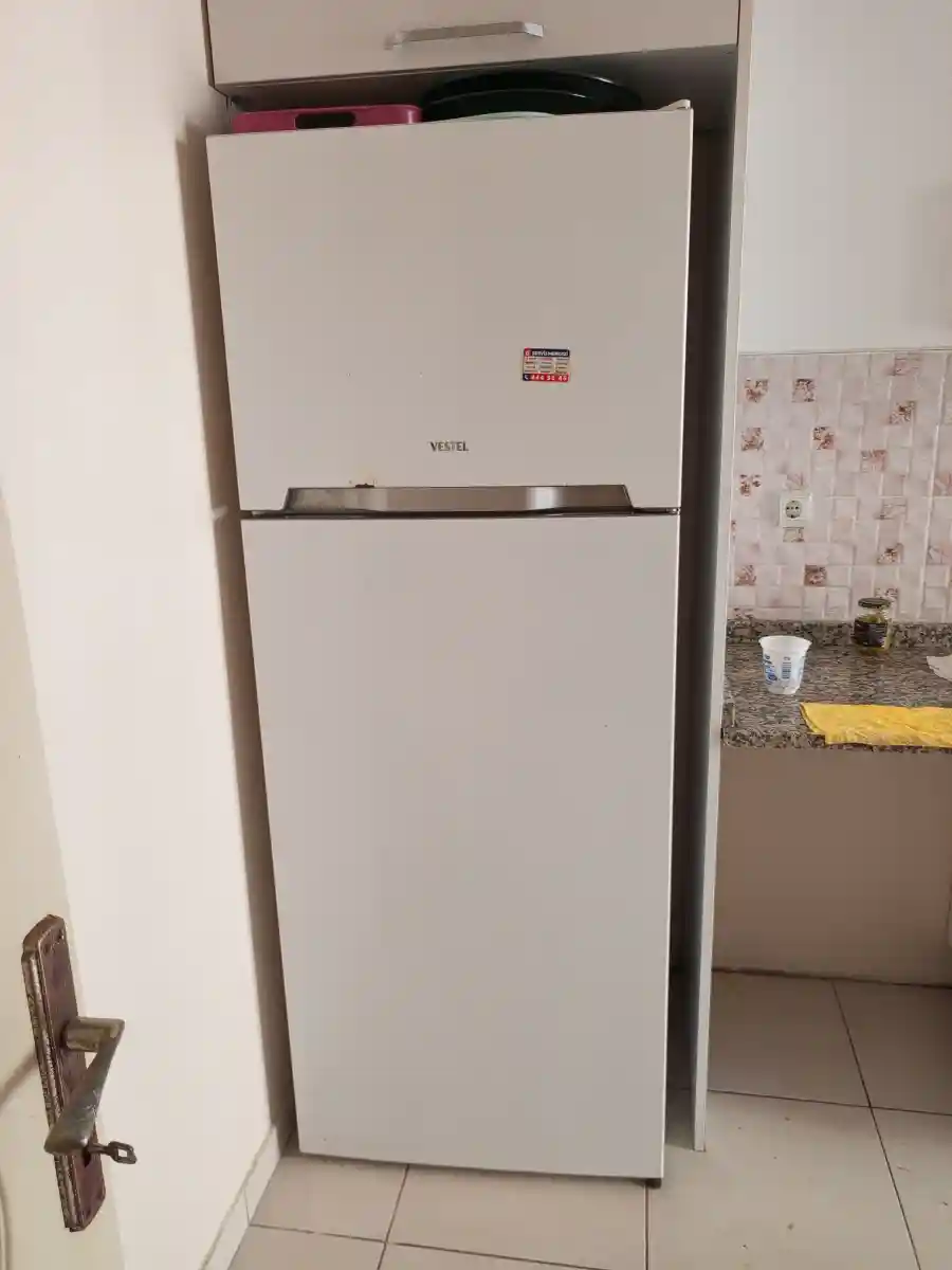 Beyaz buzdolabı