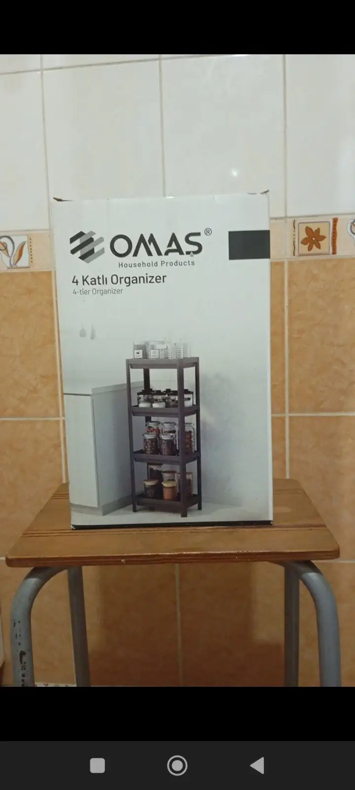 Omas dört katlı organizer