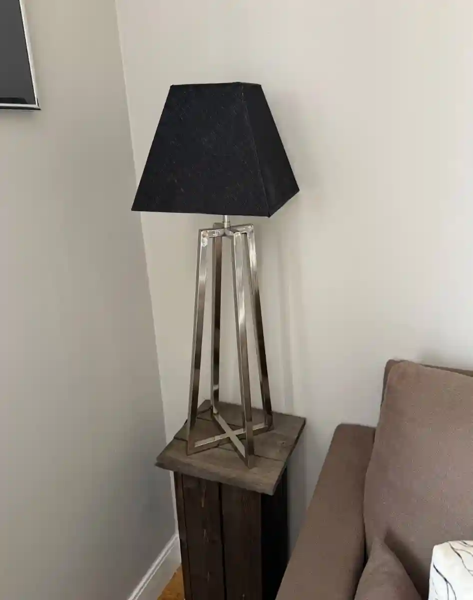 şık modern ayak lambası