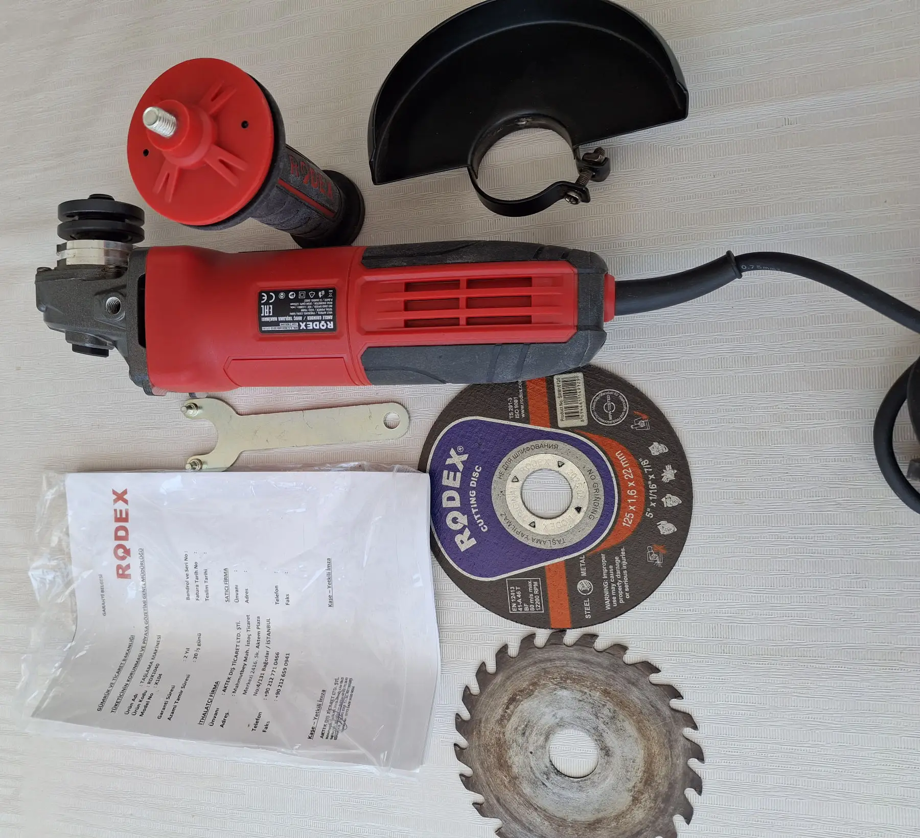 Rodex marka kırıcı ve kesme aleti