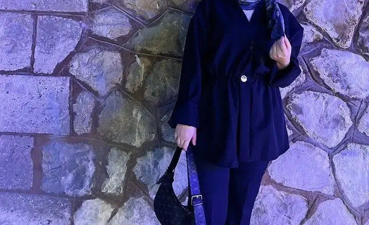 Lacivert pantolonlu ikili takım l-xl beden uyumludur