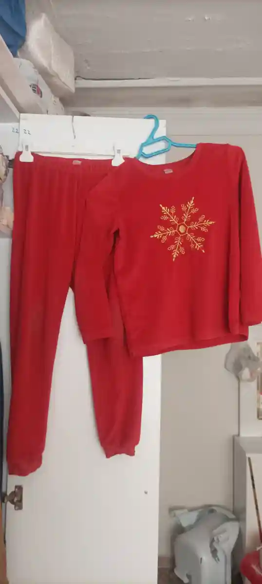 Kırmızı kış temalı pijama takımı