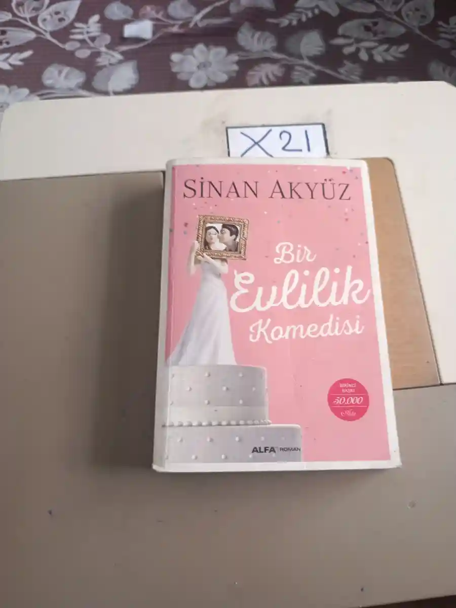Bir evlilik komedisi - sinan akyüz