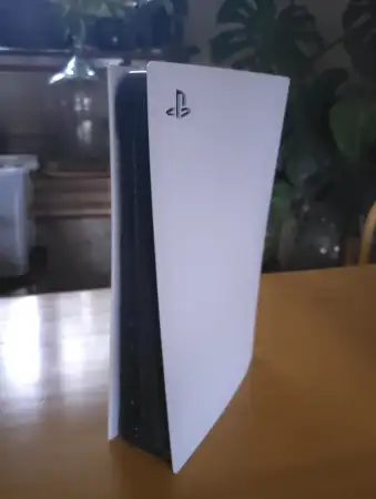 çeşitli renklerde xbox kontrolcü seti