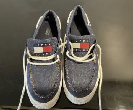 Mavi deri spor ayakkabı  tommy hilfiger