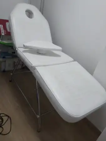 Profesyonel estetik / güzellik bakım yatağı
