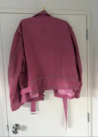 Pembe deri ceket