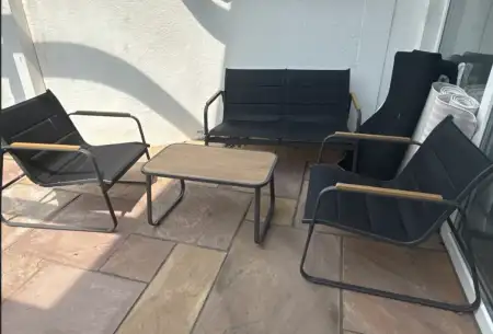 Bahçe i̇çin modern oturma grubu