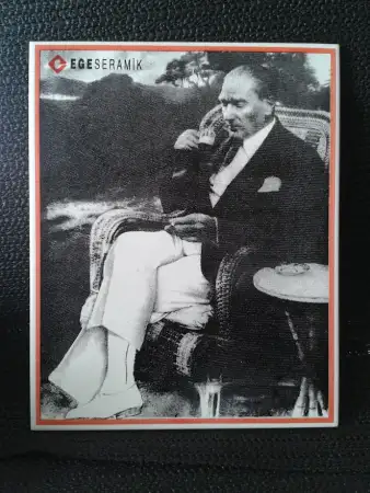 Atatürk baskılı fayans koleksi̇yonluk. ege seramik.