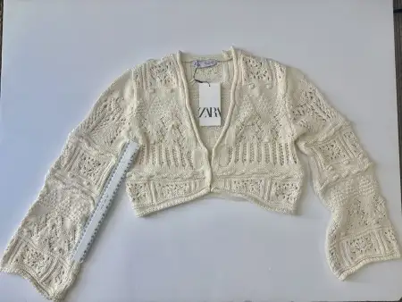Zara dokulu örgü hırka – krem/ekru – s beden
